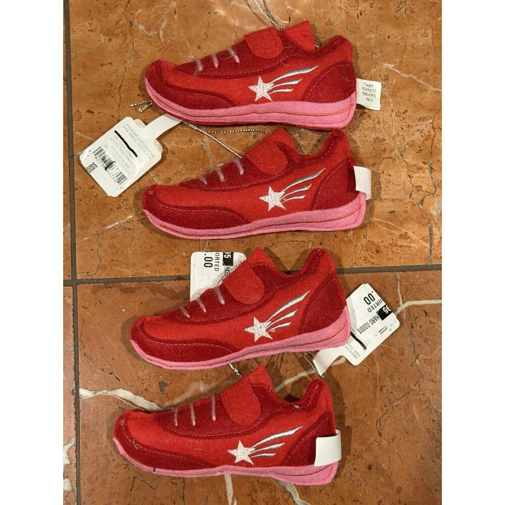 WONDERSHOP TARGET 2023 RED & PINK SNEAKERS TENNIS SHOES FELT ORNAMENTS LOT 4 NEW